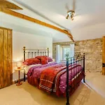 2 Bed In Brampton Oc-73578 *