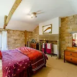 2 Bed In Brampton Oc-73578 *